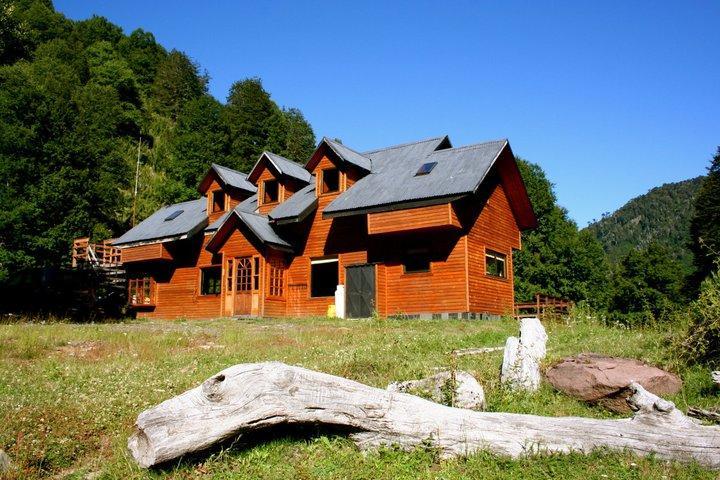 Refugio Las Raices มาลากาอวยโย ภายนอก รูปภาพ